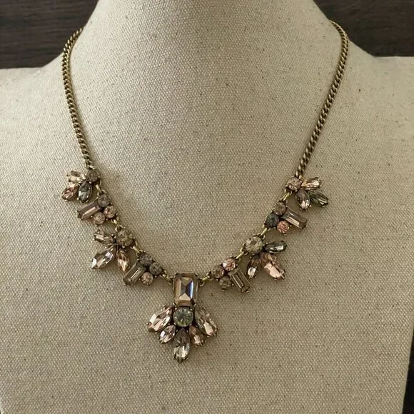 J. Crew Blush Pink Smokey Grey Rhinestone Pendant Statement Necklace 17"- 20" - Picture 1 of 4